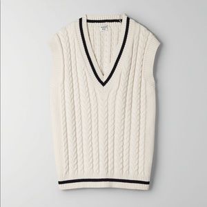 Aritzia Sunday Best Winston sweater vest